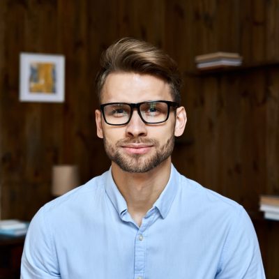 confident-young-business-man-looking-at-camera-he-2022-02-08-04-51-16-utc.jpg